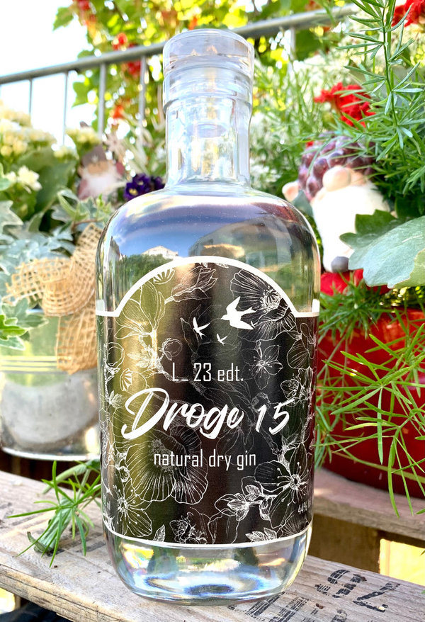 Droge 15 Handcrafted Natural Dry Gin - 44% Vol., 0,5l
